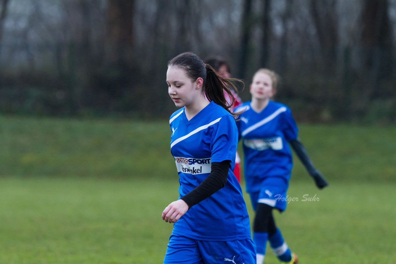 Bild 149 - C-Juniorinnen FSG-BraWie 08 - TuS Tensfeld : Ergebnis: 0:8